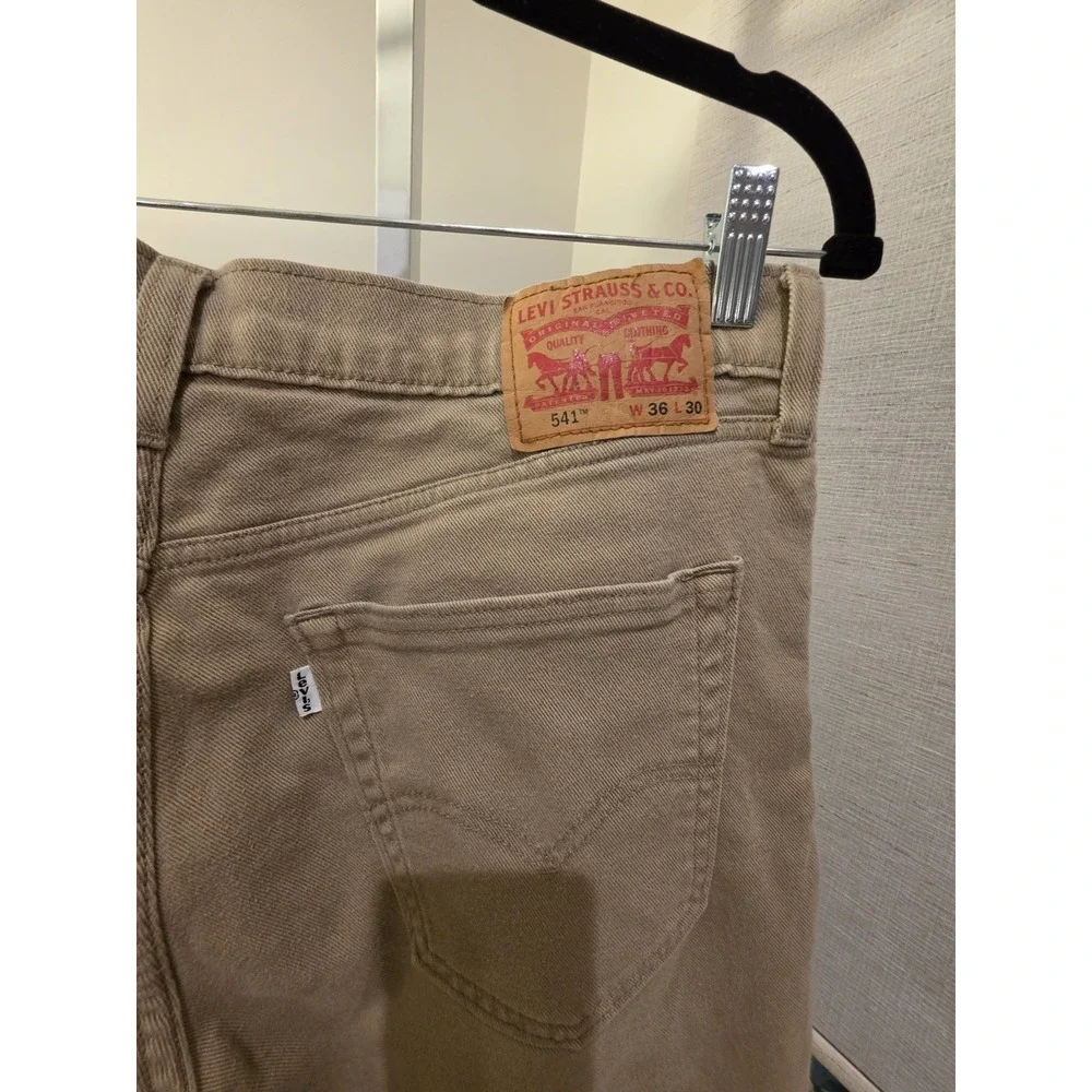 Levi's 541 Men's Jeans 36/30 Camel Brown 5 Pocket Zipper Fly